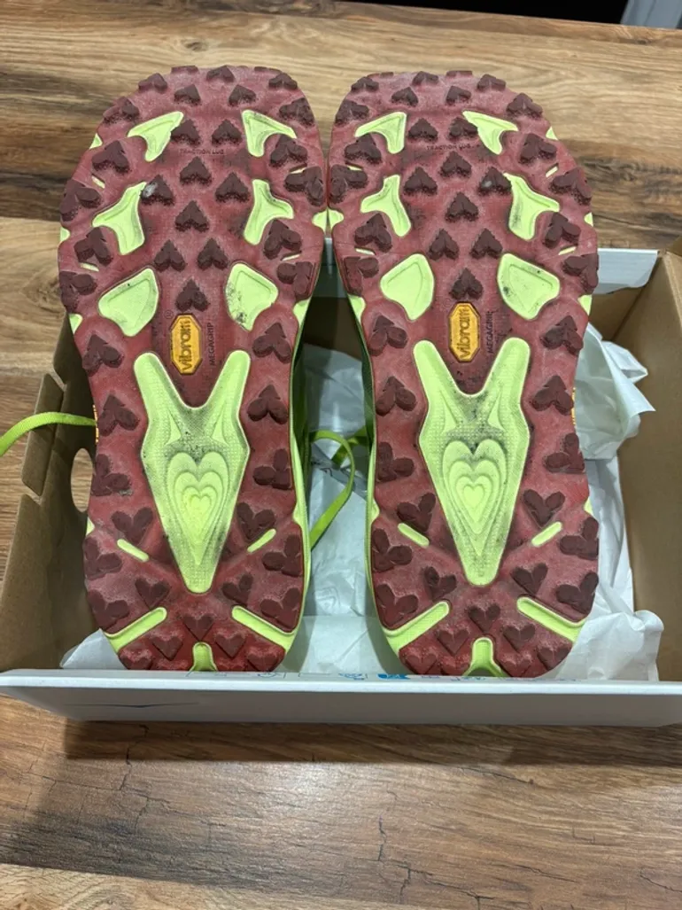 Used Hoka Speedgoat 7 bike — image 2 of 4