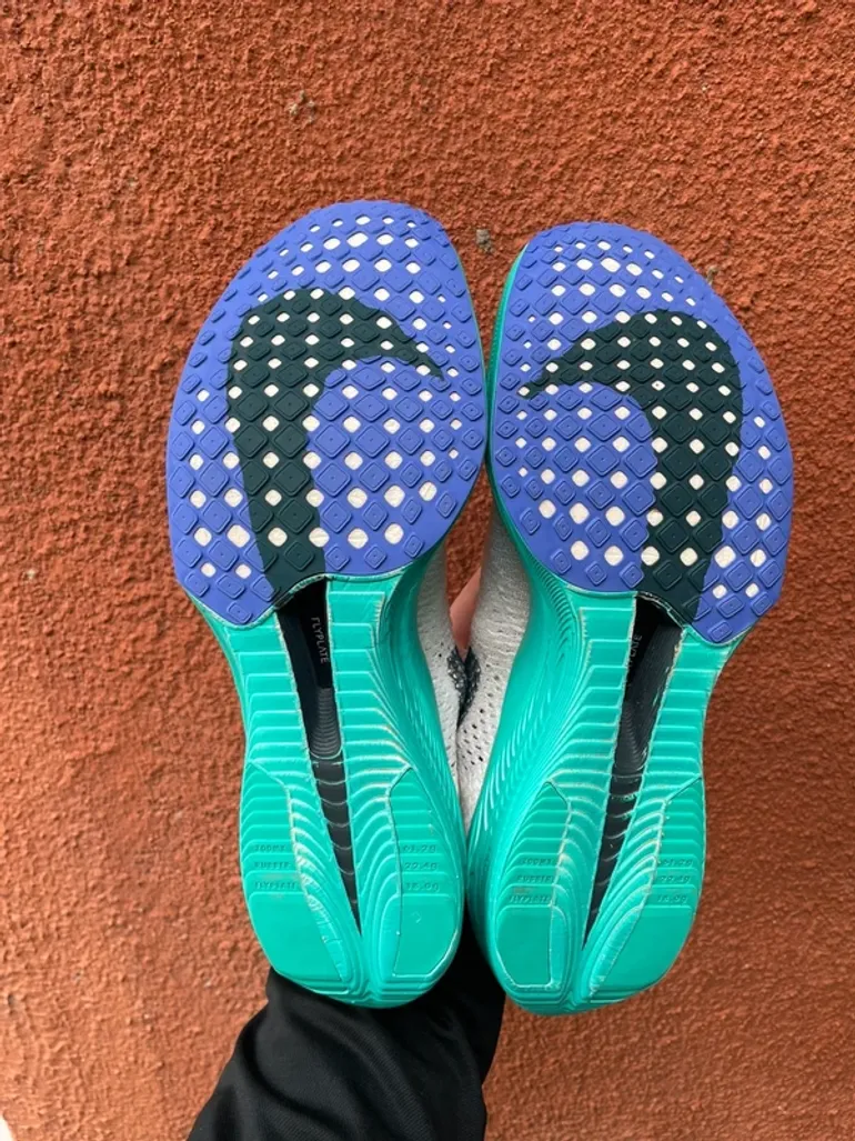 Nike Vaporfly Next% 3 bike usato — immagine 9 di 9