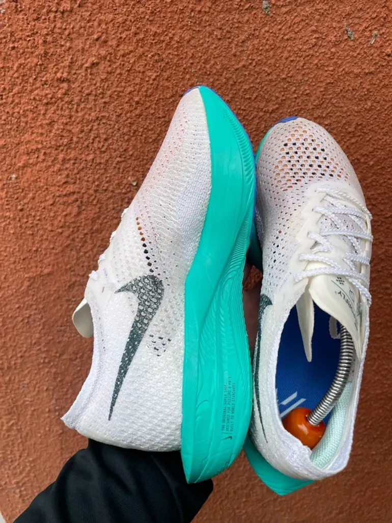 Nike Vaporfly Next% 3 bike usato — immagine 7 di 9