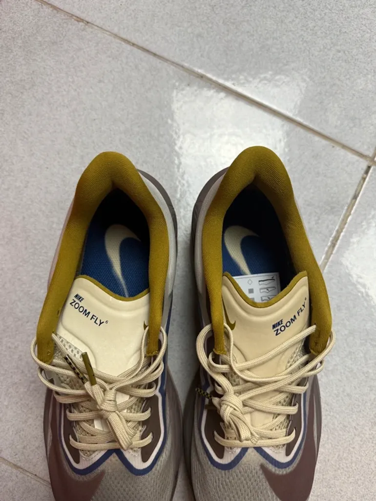 Nike Zoom Fly 6 PRM bike usato — immagine 4 di 11