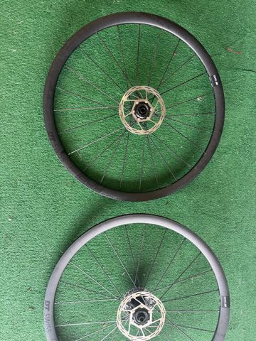 Used Dt Swiss E1800 Wheelset Wheels
