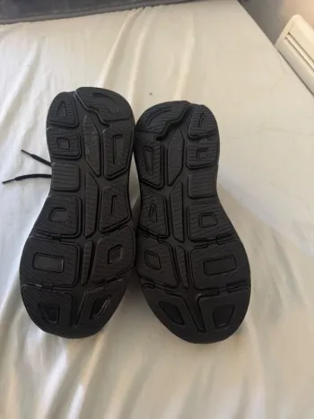 Hoka Bondi 9 bike d'occasion — image 3 sur 4