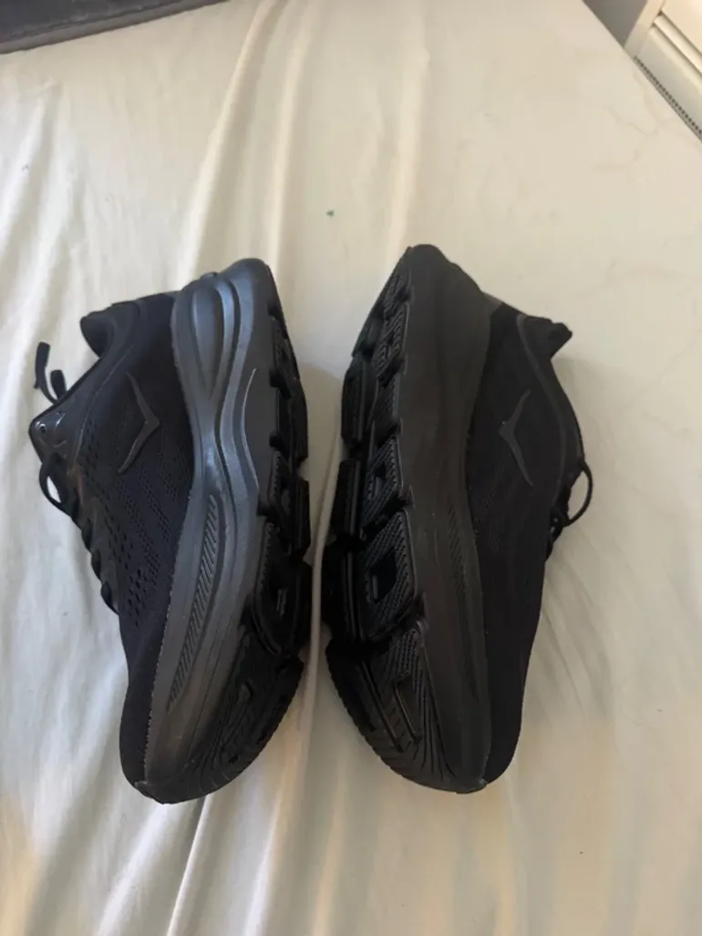 Hoka Bondi 9 bike d'occasion — image 2 sur 4