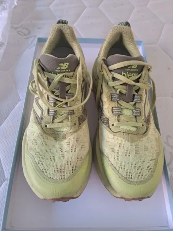 Używany New Balance Hierro Foam Running Shoes