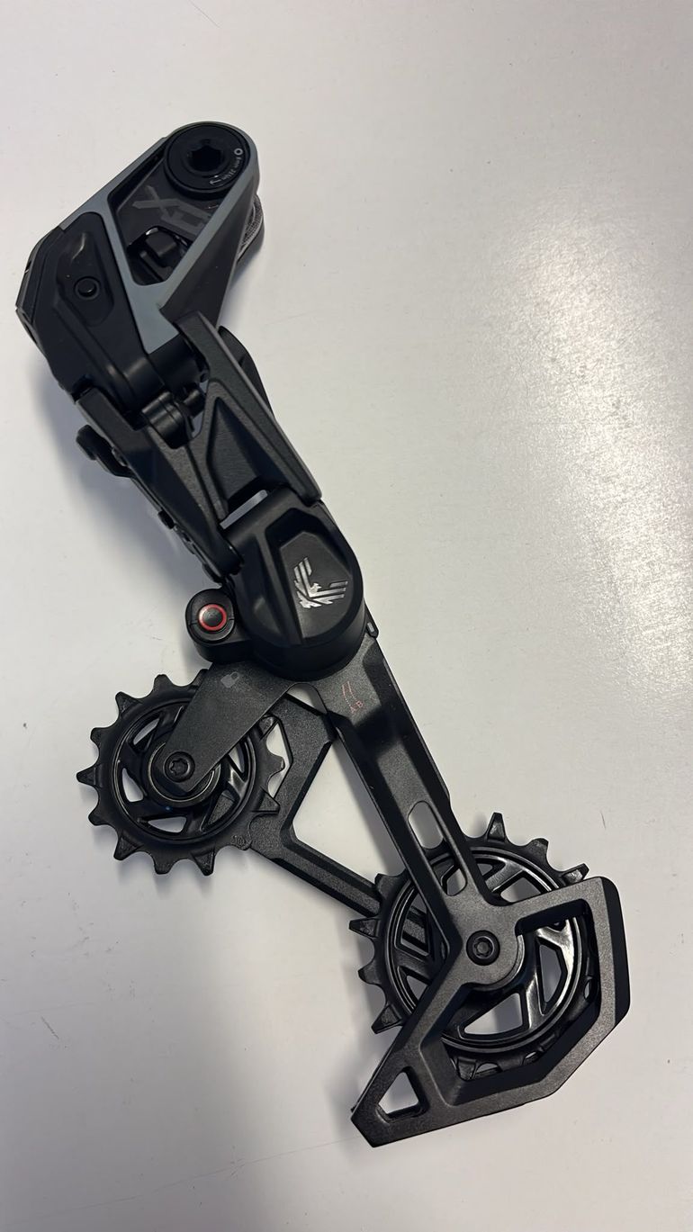 Brugt Sram T-Type Derailleur 2026 bike — billede 5 af 6
