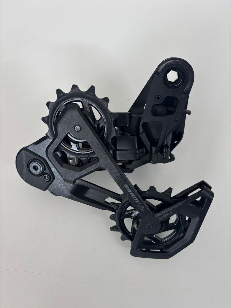 Brugt Sram T-Type Derailleur 2026 bike — billede 2 af 6