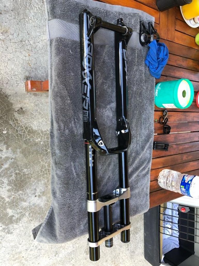 RockShox Fourche 27’5 bike d'occasion — image 2 sur 3
