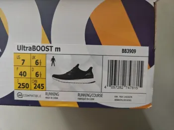 Adidas Ultraboost 2.0 bike usato — immagine 3 di 6