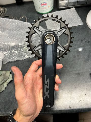 Shimano SLX Crank 2025 Drivetrain & Pedals usato