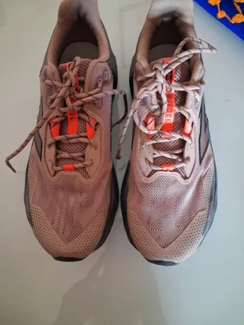 Used New Balance Nitrel Running Shoes