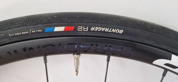 Tweedehands Bontrager paradigm SL, tubless ready 2024 bike — afbeelding 2 van 2