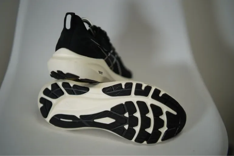 Used Asics Gel-GT-2000 13 bike — image 6 of 7