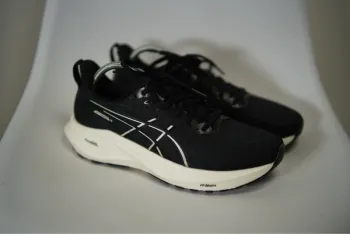 Käytetty Asics Gel-GT-2000 13 Running Shoes
