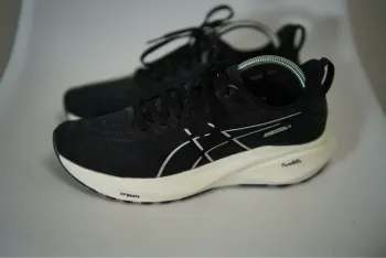 Used Asics Gel-GT-2000 13 bike — image 3 of 7