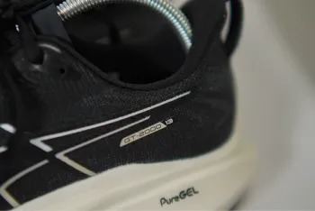 Used Asics Gel-GT-2000 13 bike — image 4 of 7