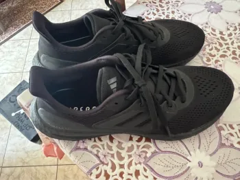 Adidas Pureboost 23 bike usato — immagine 3 di 4