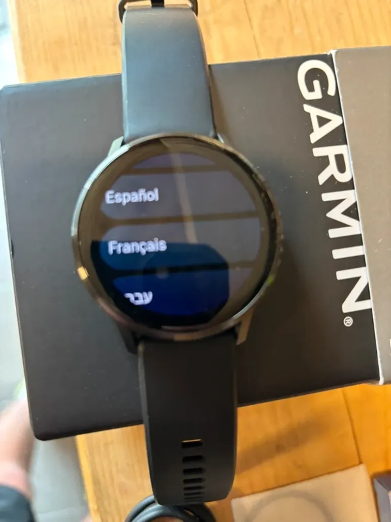 Used Garmin Venu 4 bike — image 3 of 8