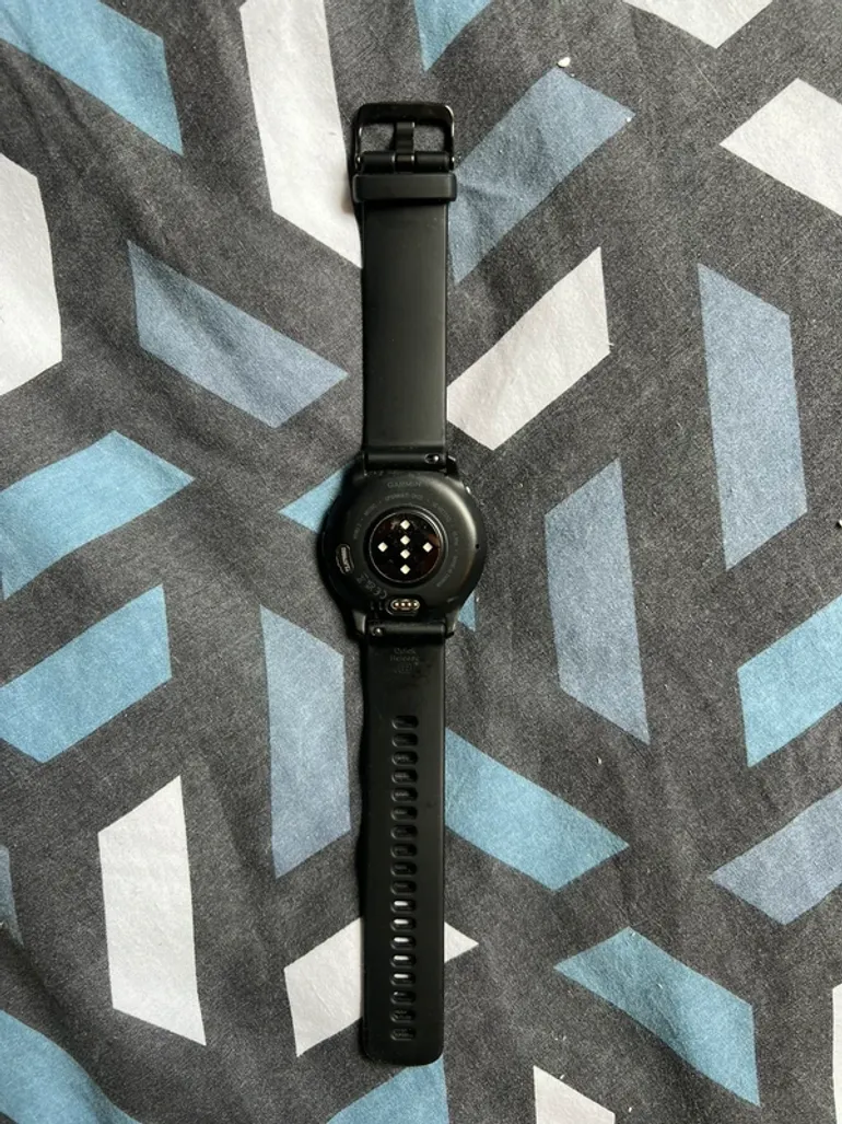 Used Garmin Venu 3 bike — image 2 of 5