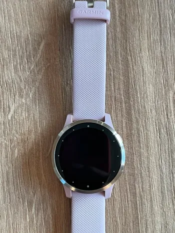 Used Garmin Vivoactive 4s bike — image 8 of 9