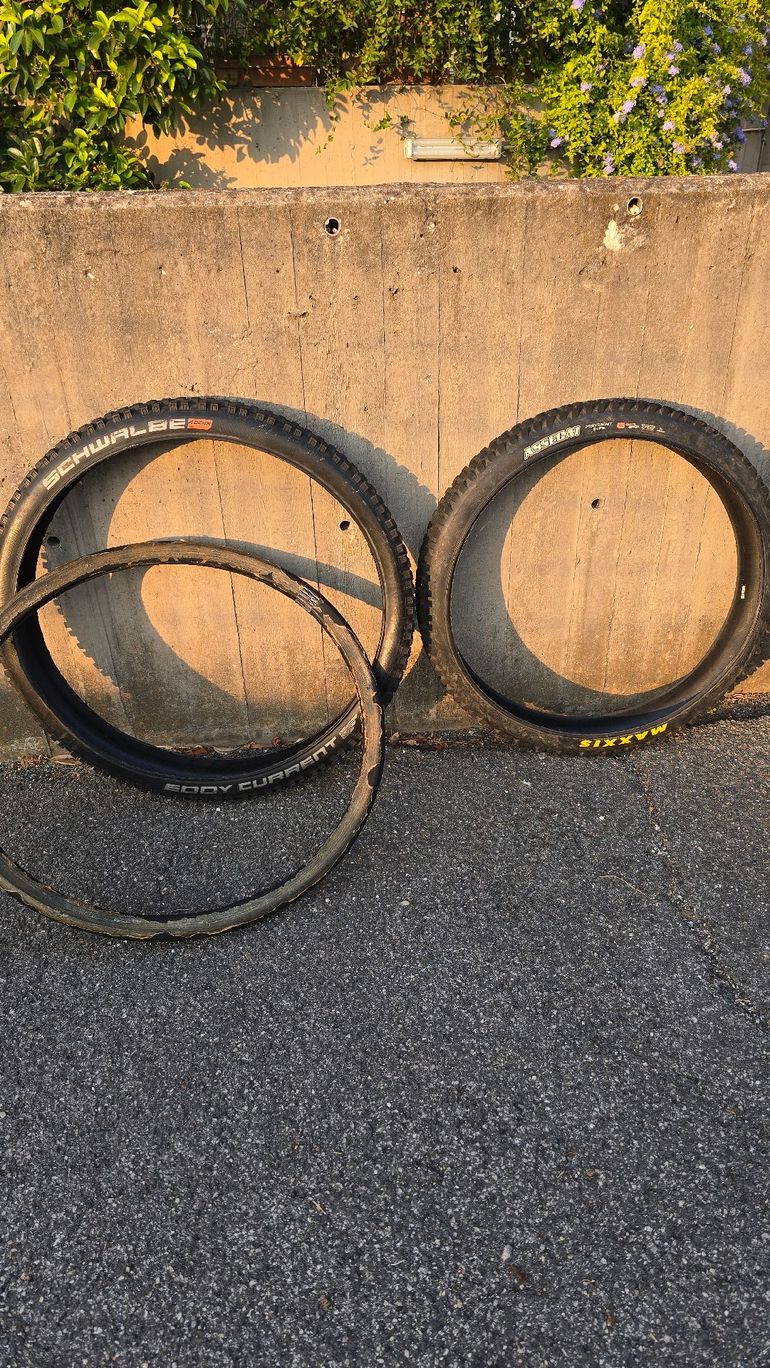 Used Maxxis XC, DH bike — image 3 of 6