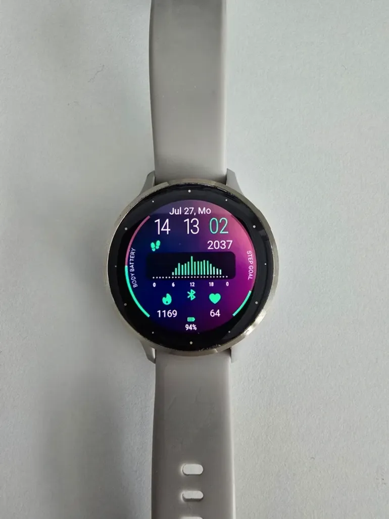 Used Garmin Venu 3s bike — image 3 of 4
