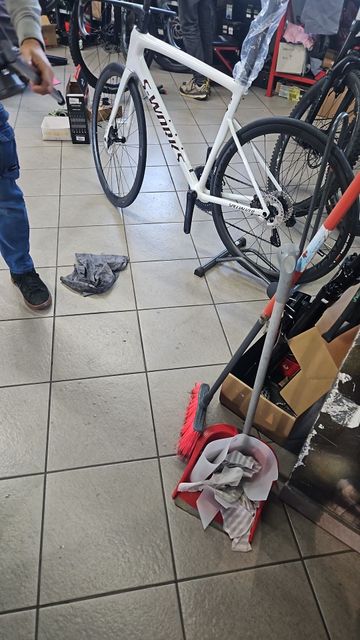 Gebrauchtes Roval Alpinist CL 32 2026 bike — Bild 6 von 6