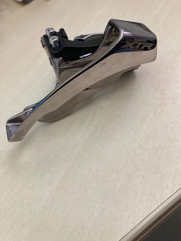 Shimano Dérailleur avant Shimano XTR FD-M960 Drivetrain & Pedals d'occasion