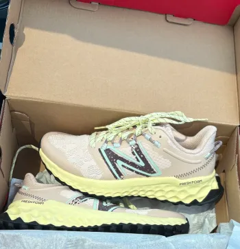 Gebrauchtes New Balance Fresh Foam Trail Running Shoes