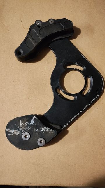 Superstar Chainguide Drivetrain & Pedals d'occasion