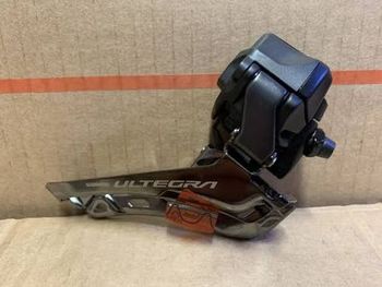 Used Shimano Ultegra Di2 FD-R8150 2025 Drivetrain & Pedals