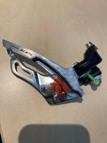 Shimano Dérailleur avant 105 FD-5703 FL Drivetrain & Pedals usato