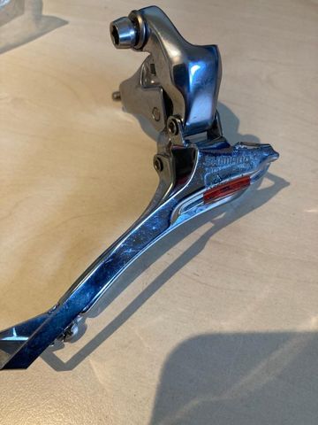 Shimano Dérailleur avant Shimano FD—R770 2x10 speed Drivetrain & Pedals d'occasion