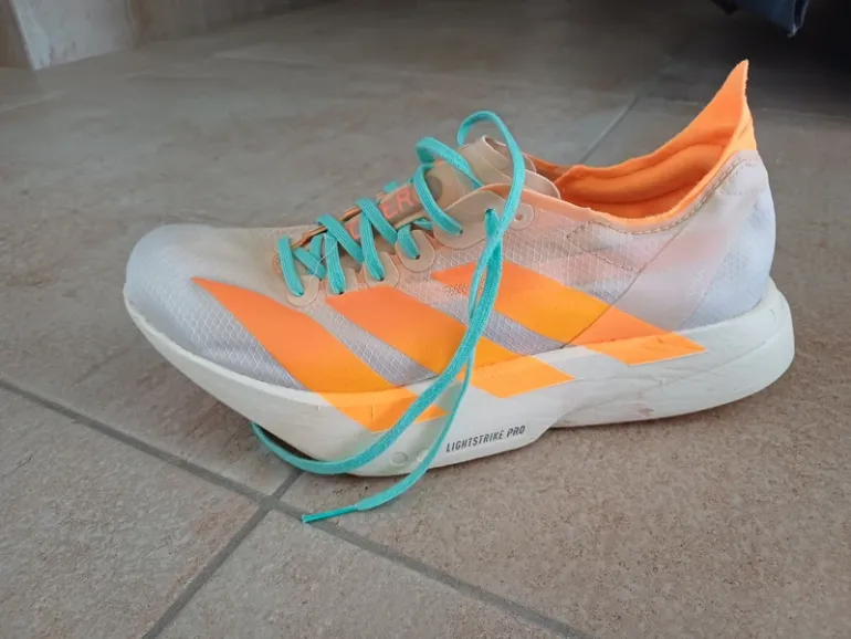 Käytetty Adidas Adizero Adios Pro 4 bike — kuva 9 / 9