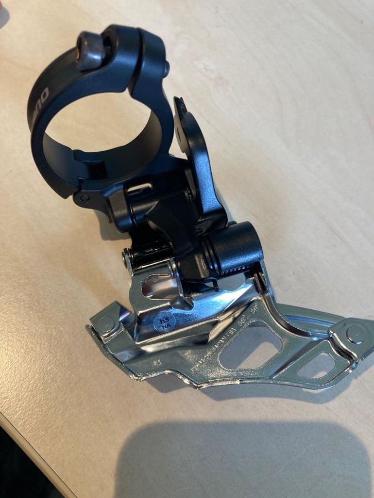 Used Shimano Dérailleur avant  Deore xt FD-M786 bike — image 6 of 6