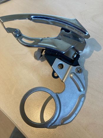 Używany Shimano Dérailleur avant Shimano FD-M750 Drivetrain & Pedals