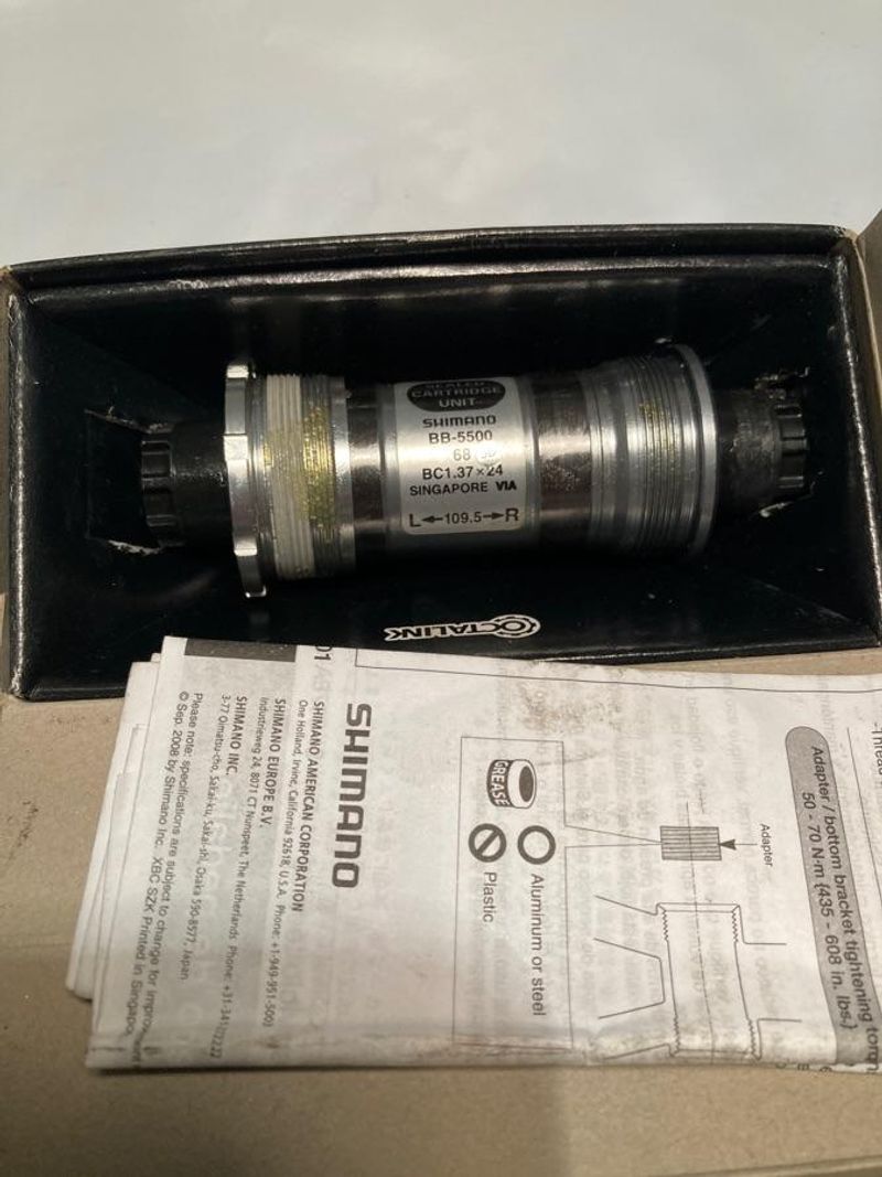 Gebrauchtes Shimano Boîtier pédalier 105 BB-5500 Drivetrain & Pedals