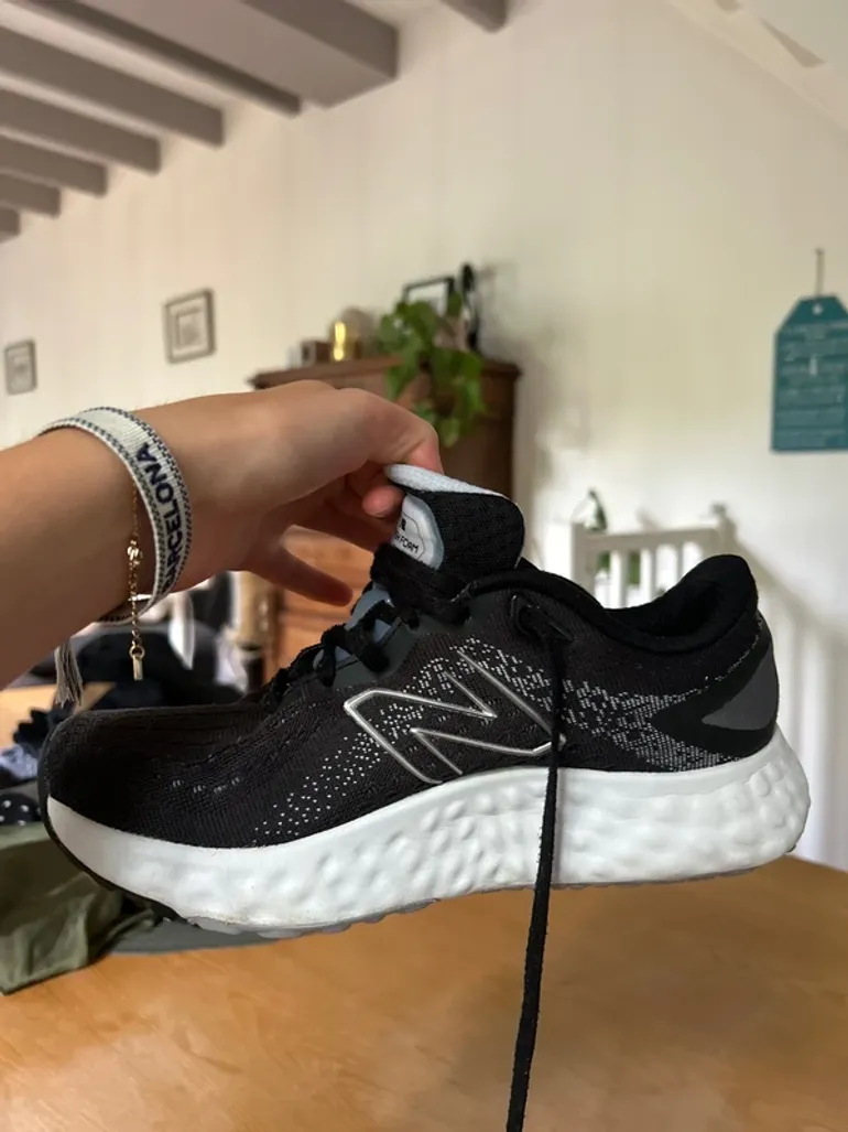 Used New Balance Running Shoes bike — image 2 of 11