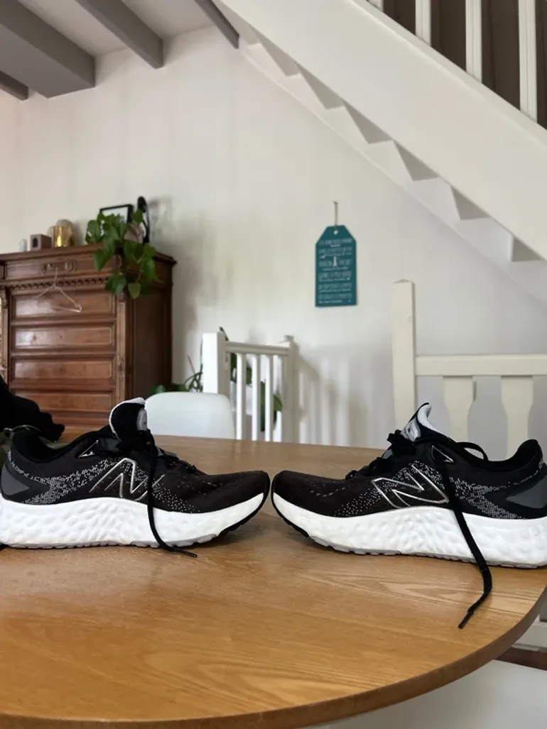 Used New Balance Running Shoes bike — image 10 of 11