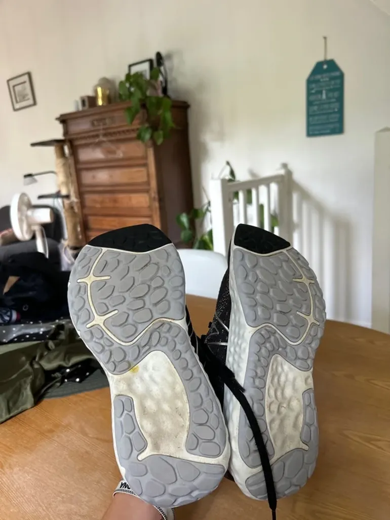 Used New Balance Running Shoes bike — image 4 of 11