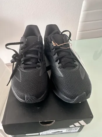 Käytetty Lauf adidas Laufschuhe Running Shoes