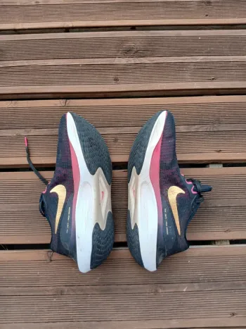 Nike Zoom Fly 5 bike usato — immagine 4 di 4
