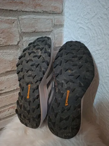 Used Adidas Terrex LightStrike bike — image 8 of 8