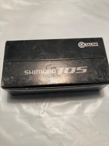 Used Shimano Boîtier pédalier  105 BB-5500 bike — image 3 of 4