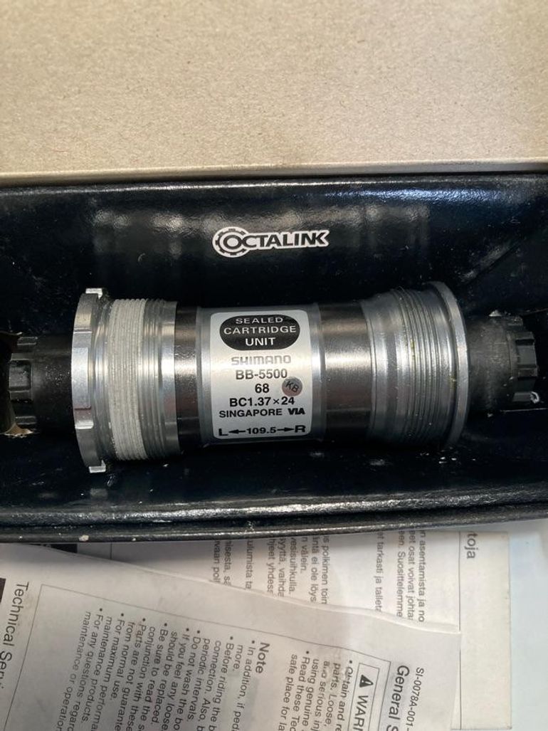 Used Shimano Boîtier pédalier  105 BB-5500 bike — image 4 of 4
