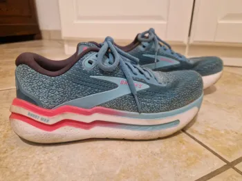 Brooks Ghost Max 2 Running Shoes usato