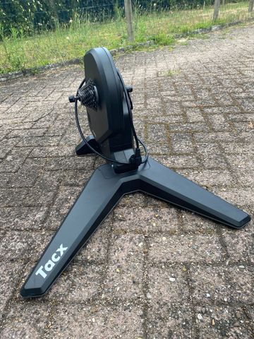 Použité Tacx FLUX S Smart Trainer bike — obrázek 3 z 3