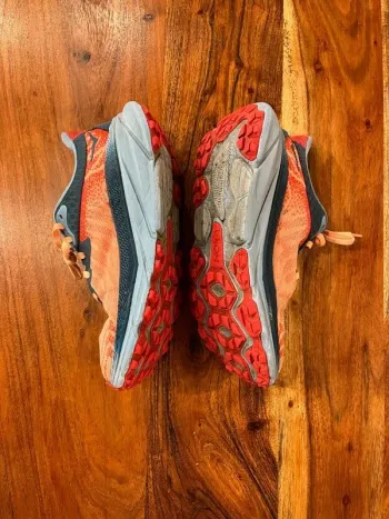 Tweedehands Orange Hoka Running Shoes bike — afbeelding 3 van 6