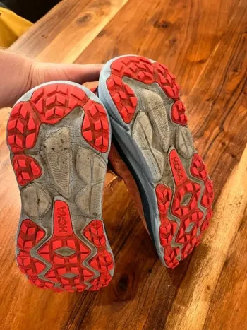 Tweedehands Orange Hoka Running Shoes bike — afbeelding 5 van 6