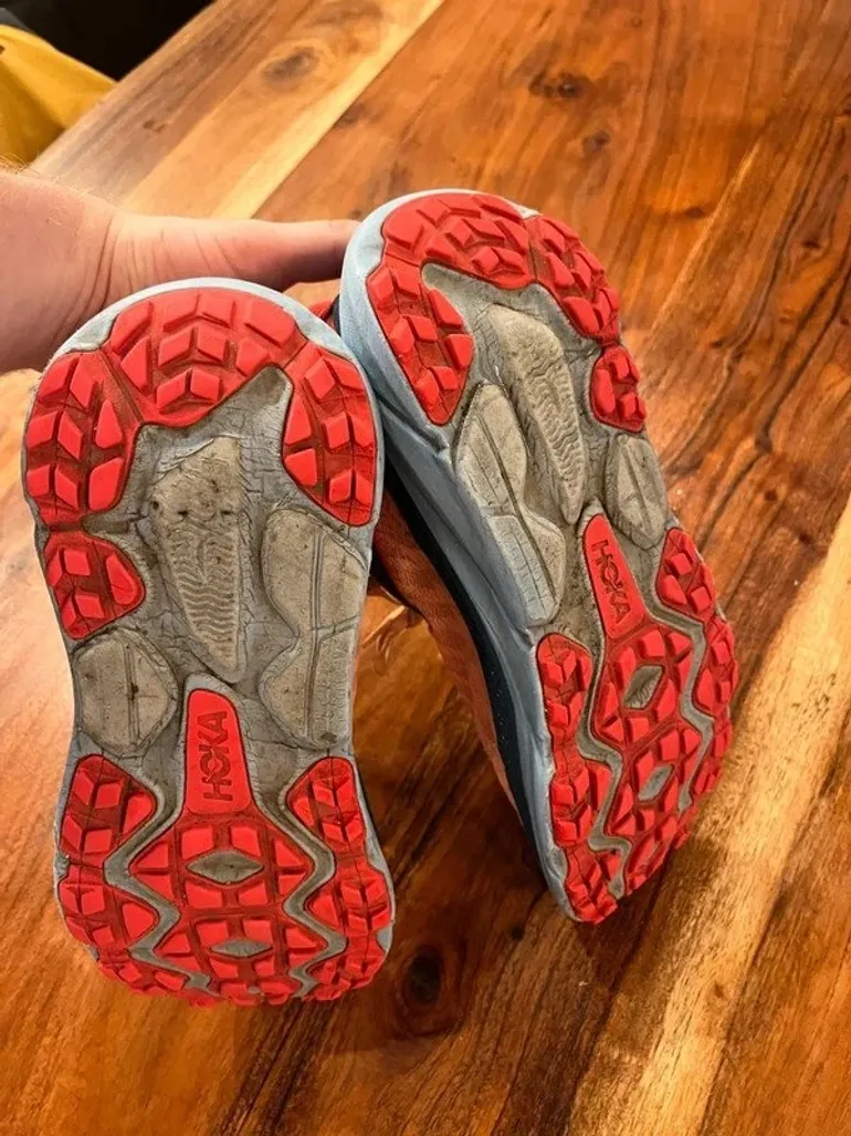 Tweedehands Orange Hoka Running Shoes bike — afbeelding 5 van 6