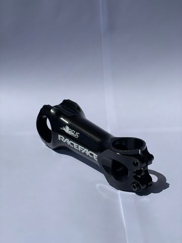 Tweedehands Race Face Deus XC 110 mm bike — afbeelding 7 van 8